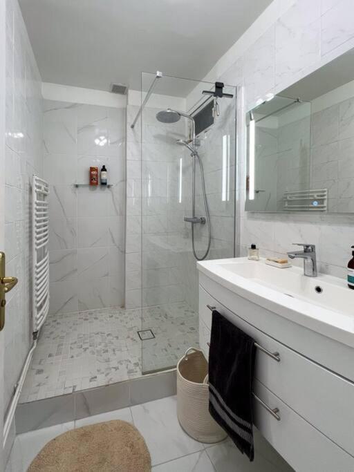 1 Bedroom Fashion Week And Roland Garros Appartamento Parigi